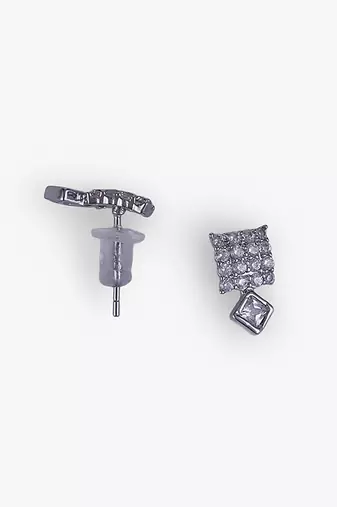 Desirable squire and trangle shape silver plated stud earring for women and girls