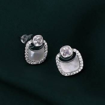 Classy round shape studded cz silver plated stud earring for women and girls 1