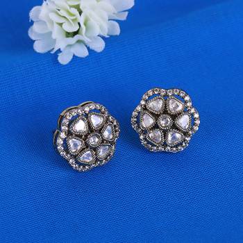 antique gold plated floral stud earrings for women and girls 1
