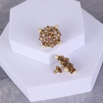 Round shape flower design antique gold plated brass stud earring for women and girls 1