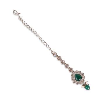 green stone kundan drop maang tikka in gold tone 3