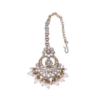Traditional chandelier and flower shape silver gold plated maang tikka for women and girls 4