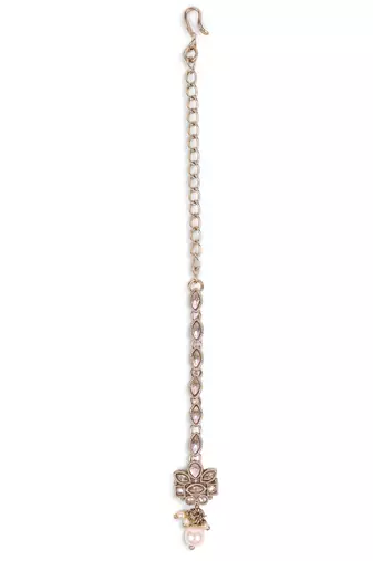 minimal kundan pearl drop maang tikka in gold tone