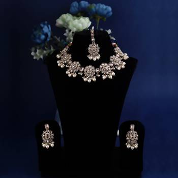 Admirable oval shape and flower desing silver antique gold plated for women and girls 1