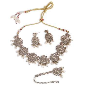 Admirable oval shape and flower desing silver antique gold plated for women and girls 2