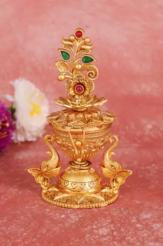 Traditional flower and elephant gold plated brass sindoor dani/dibbi for women