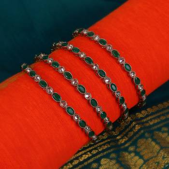 antique gold plated green stone bangle set 1
