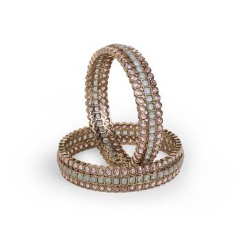 Glamorous oval shape stone antique gold plated set of 2 bangles for women and girls 2