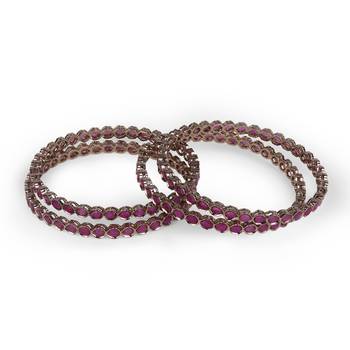 Desirable oval pink crystal antique gold plated set of 4 bangles for women and girls 4