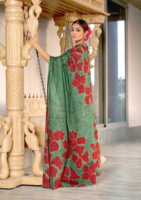 Green soft cotton block print saree with unstitched blouse piece 3