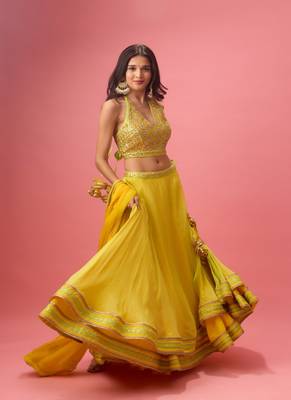 Yellow Organza Plain Lehenga With Embroidered Blouse 3