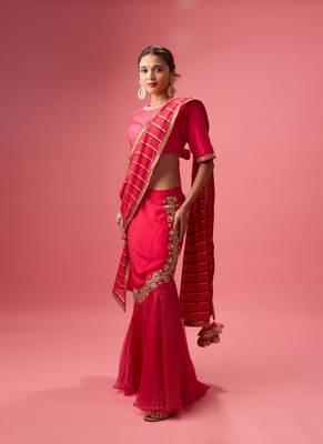 Pink Organza Plain Lehenga With Embroidered Blouse 5