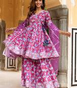 Kareena-hand-block-sharara-set-with-gota-work