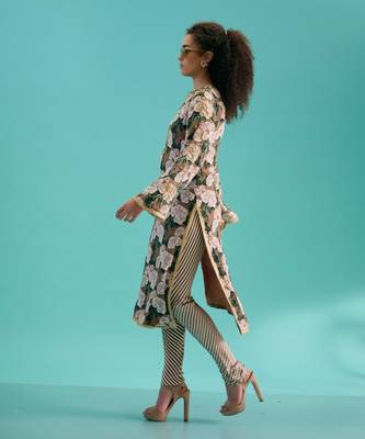 Coffee crepe silk floral printed kurta set 2