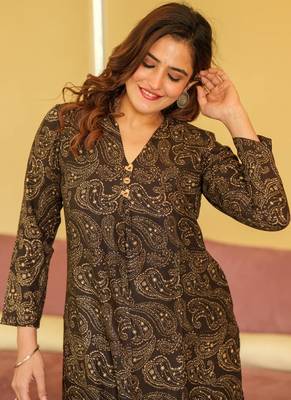 Brown printed muslin salwar-kameez 3