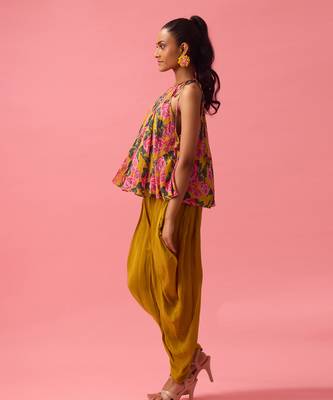 Pink georgette floral printed co ord set 3