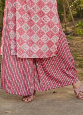 Peach printed rayon palazzo 3