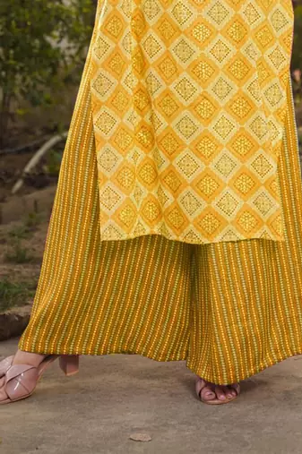Yellow printed rayon palazzo