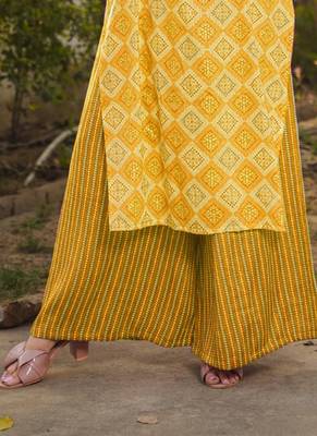Yellow printed rayon palazzo 4