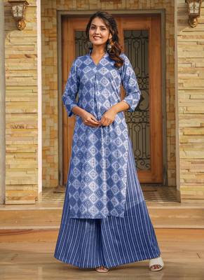 Blue printed rayon palazzo 1