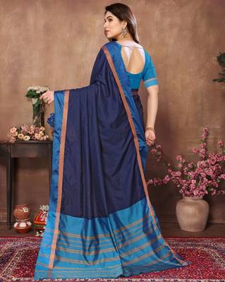 Blue silk blend soft saree with contrast blouse 3