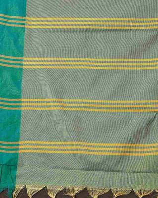 Yellow silk blend saree with contrast  blouse 5