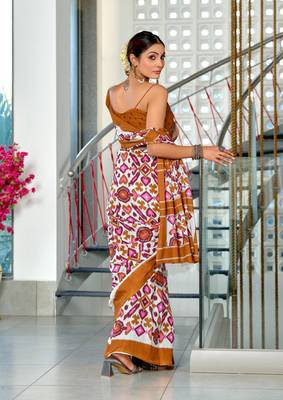 Mustard mulcotton ikat block print saree with unstitched blouse piece 3
