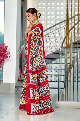 Red mulcotton ikat block print saree with unstitched blouse piece