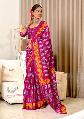 Pink mulcotton hand print saree with unstitched blouse piece 1