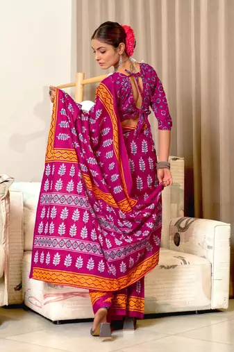 Pink mulcotton hand print saree with unstitched blouse piece