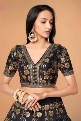 Black Embroidery thread Sequins Work art Silk Lehenga choli 2