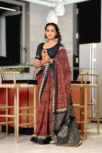 Maroon mulcotton hand print saree with unstitched blouse piece