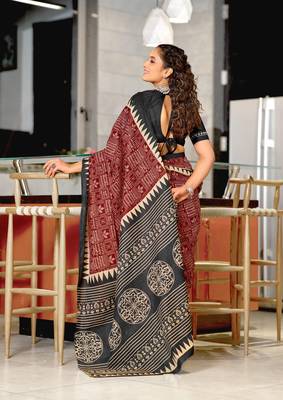 Maroon mulcotton hand print saree with unstitched blouse piece 3