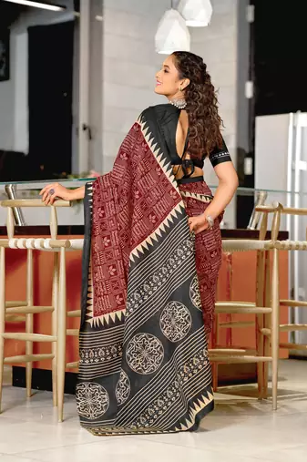 Maroon mulcotton hand print saree with unstitched blouse piece