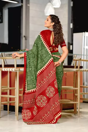Green mulcotton hand print saree with unstitched blouse piece