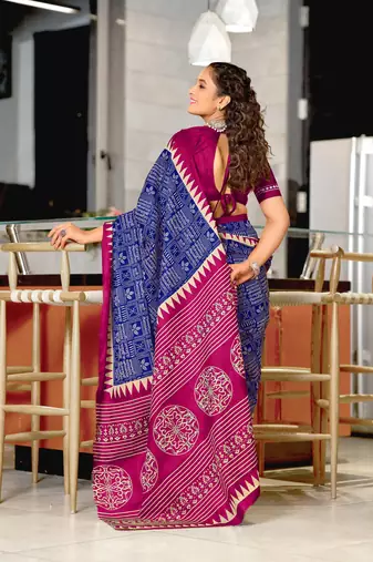 Blue mulcotton hand print saree with unstitched blouse piece