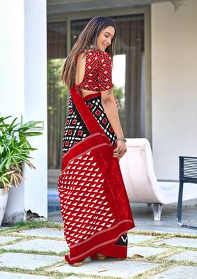 Black mulcotton ikat print saree with unstitched blouse piece 3