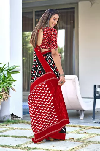 Black mulcotton ikat print saree with unstitched blouse piece