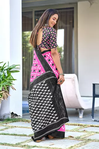 Pink mulcotton ikat print saree with unstitched blouse piece