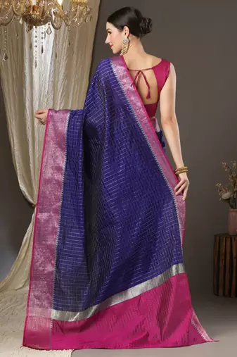 Blue checks design silk blend saree with blouse piece