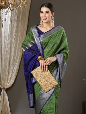 Green checks design silk blend saree with blouse piece 4