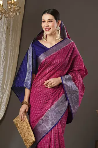 Pink checks design silk blend saree with blouse piece