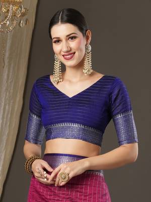 Pink checks design silk blend saree with blouse piece 5