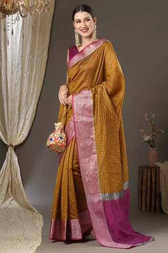 Mustard checks design silk blend saree with blouse piece