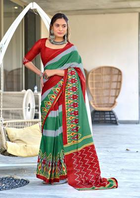 Red mulcotton block print saree with unstitched blouse piece 1