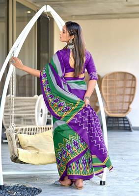 Purple mulcotton block print saree with unstitched blouse piece 3
