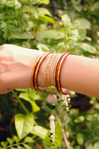 Bhabhi lumba rakhi with roli chawal