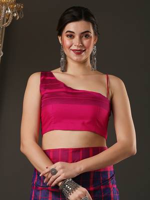 Blue and pink silk blend checks style saree with blouse 5