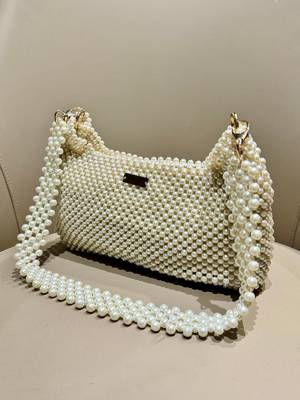 pearl white real glass pearl embellished handheldbag 3