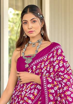 Pink mulcotton hand block print saree with unstitched blouse piece 3